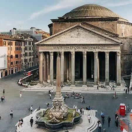 Ele S Pantheon Penzion 4*